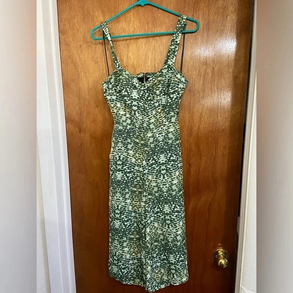 💚 Guess Women's Sz 2 Green Snake Tank Cropped Jumpsuit Wide Leg Open Back